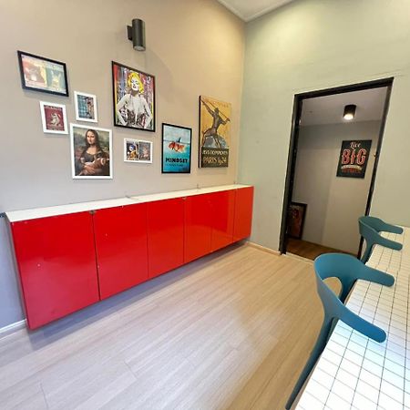 Myroom Georgetown, Off Jalan Burma, Gurney Drive Esterno foto