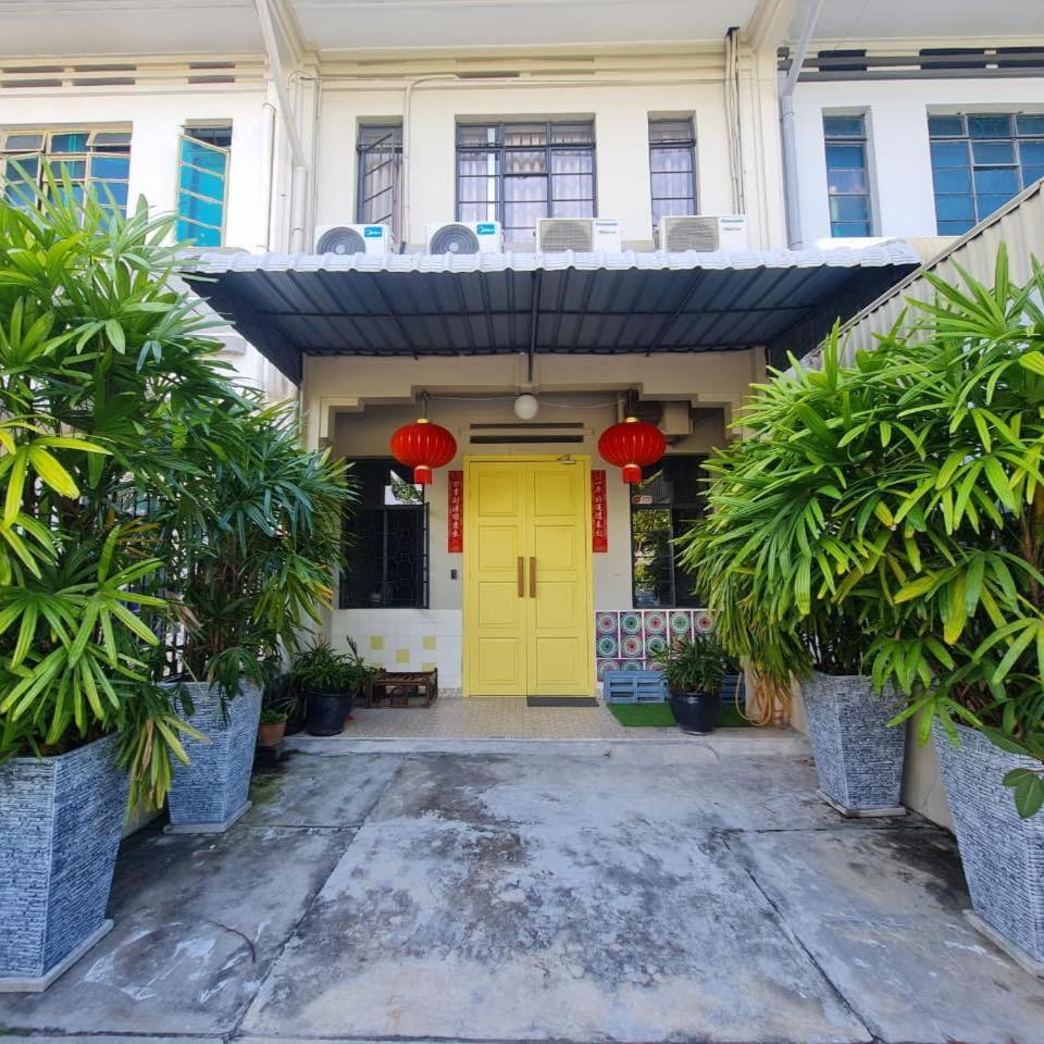 Myroom Georgetown, Off Jalan Burma, Gurney Drive Esterno foto